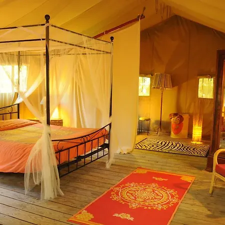 Luxury tent Safari Lodge Du Grand Bois